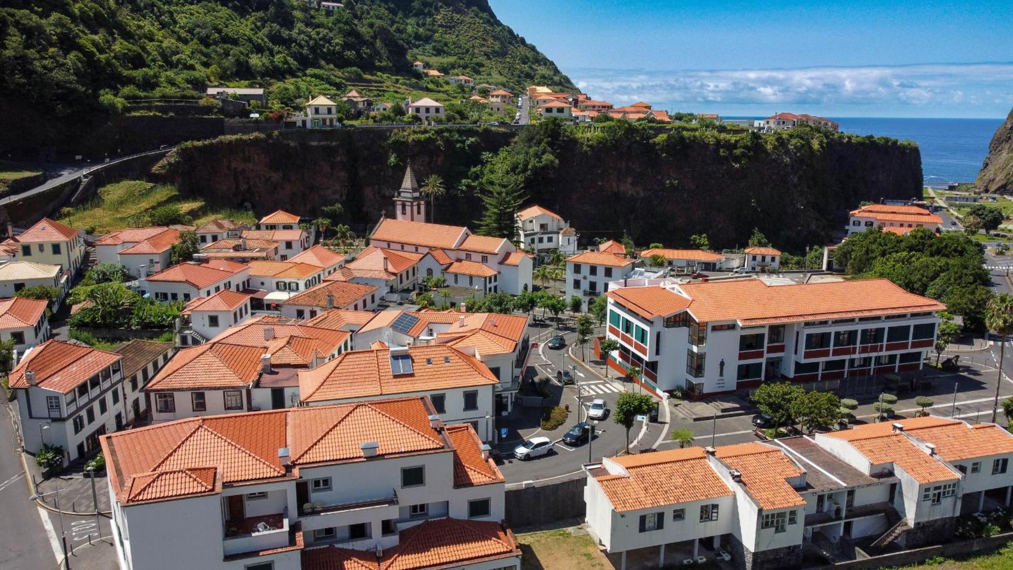 Amarelo Apartment By Atlantic Holiday São Vicente Exteriér fotografie